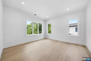 224 Riveredge Rd, Tenafly, NJ 07670 - Photo 27