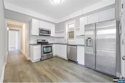 935 Boulevard East 2 #2, Weehawken, NJ 07086 - Photo 11