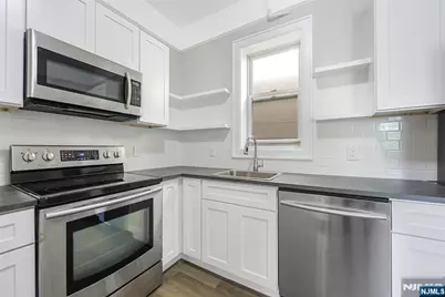 935 Boulevard East 2 #2, Weehawken, NJ 07086 - Photo 13