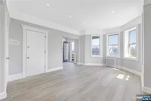 935 Blvd East 2, Weehawken, NJ 07086 - Photo 3