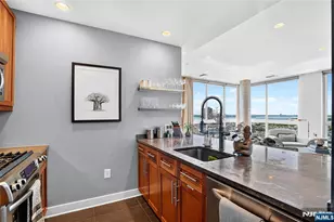 201 Luis Munoz Marin Blvd 1211, Jersey City, NJ 07302 - Photo 15