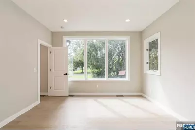 66 E Gramercy Place, Glen Rock, NJ 07452 - Photo 15