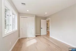 66 E Gramercy Pl, Glen Rock, NJ 07452 - Photo 17