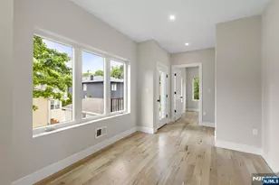 264 Beverly Hills Rd, Fort Lee, NJ 07024 - Photo 21