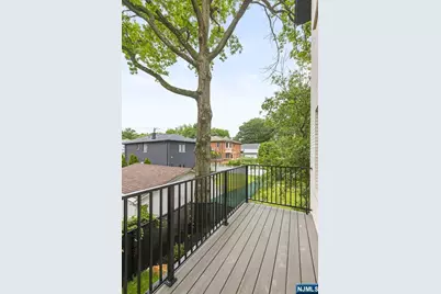 264 Beverly Hills Road, Fort Lee, NJ 07024 - Photo 23