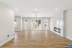 264 Beverly Hills Rd, Fort Lee, NJ 07024 - Photo 15