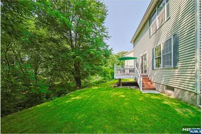 705 Gettysburg Place, Paramus, NJ 07652 - Photo 31