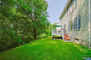 705 Gettysburg Pl, Paramus, NJ 07652 - Photo 31