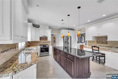 512 Brook Avenue, River Vale Township, NJ 07675 - Photo 9