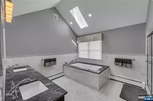 512 Brook Ave, River Vale Township, NJ 07675 - Photo 17