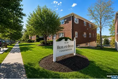 721 Broad Avenue 5A #5A, Ridgefield, NJ 07657 - Photo 3