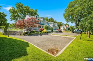 646 Teaneck Rd, Teaneck Township, NJ 07666 - Photo 15
