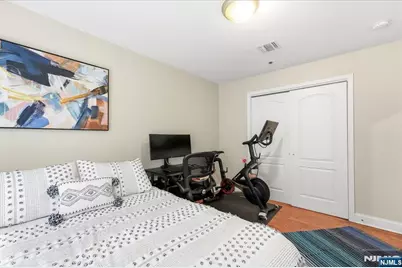 304 Palisade Avenue 201 #201, Union City, NJ 07087 - Photo 11