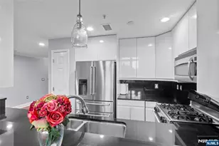 169 Price Ct 169, West New York, NJ 07093 - Photo 13