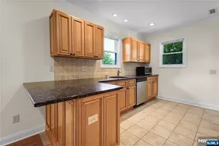 27 Milton St, Cresskill, NJ 07626 - Photo 5