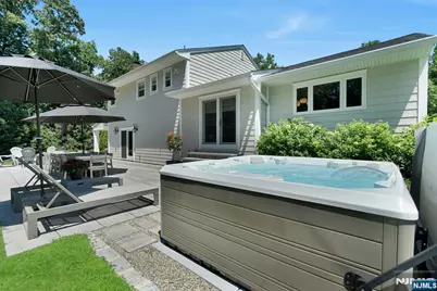247 Oldwoods Road, Franklin Lakes, NJ 07417 - Photo 23