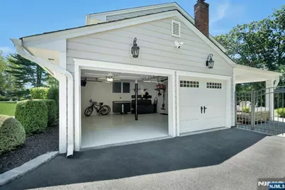 247 Oldwoods Road, Franklin Lakes, NJ 07417 - Photo 25