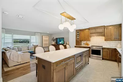 247 Oldwoods Road, Franklin Lakes, NJ 07417 - Photo 11