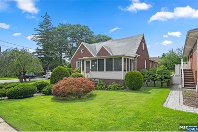 1303 Palisade Avenue, Fort Lee, NJ 07024 - Photo 5