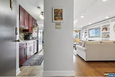150 Overlook Avenue 7F #7F, Hackensack, NJ 07601 - Photo 9