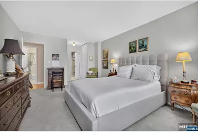 2100 Linwood Avenue 19B #19B, Fort Lee, NJ 07024 - Photo 13
