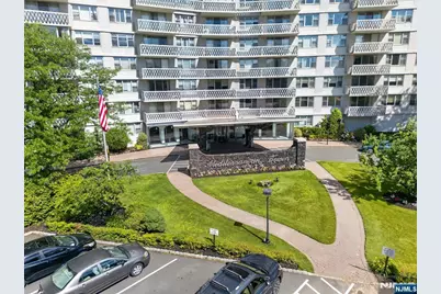 2100 Linwood Avenue 19B #19B, Fort Lee, NJ 07024 - Photo 17