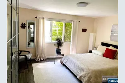 166 Surrey Court 166 #166, Ramsey, NJ 07446 - Photo 9