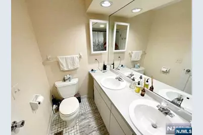 166 Surrey Court 166 #166, Ramsey, NJ 07446 - Photo 19