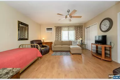94 Van Buren Street, Newark, NJ 07105 - Photo 15