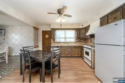 94 Van Buren Street, Newark, NJ 07105 - Photo 23