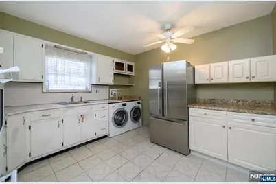 94 Van Buren Street, Newark, NJ 07105 - Photo 5