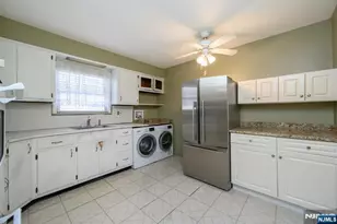 94 Van Buren St, Newark, NJ 07105 - Photo 5