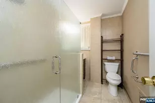 94 Van Buren St, Newark, NJ 07105 - Photo 9