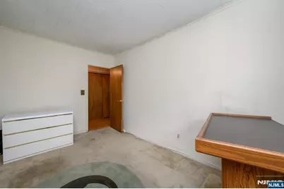 94 Van Buren Street, Newark, NJ 07105 - Photo 31