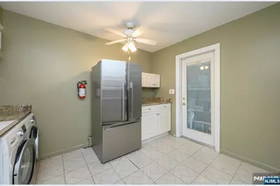 94 Van Buren Street, Newark, NJ 07105 - Photo 7