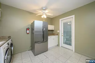 94 Van Buren St, Newark, NJ 07105 - Photo 7