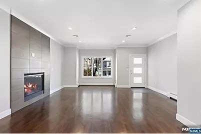 85 Washington Avenue 85 #85, Cliffside Park, NJ 07010 - Photo 3