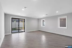 85 Washington Ave 85, Cliffside Park, NJ 07010 - Photo 15