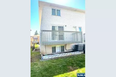 18 Short Street, Fort Lee, NJ 07024 - Photo 13