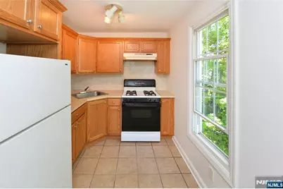 209 Merritt Avenue, Bergenfield, NJ 07621 - Photo 23