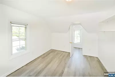 209 Merritt Avenue, Bergenfield, NJ 07621 - Photo 25