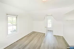 209 Merritt Ave, Bergenfield, NJ 07621 - Photo 25
