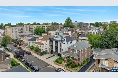 255 Morningside Avenue, Cliffside Park, NJ 07010 - Photo 3