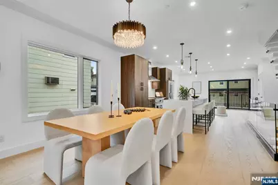 255 Morningside Avenue, Cliffside Park, NJ 07010 - Photo 15