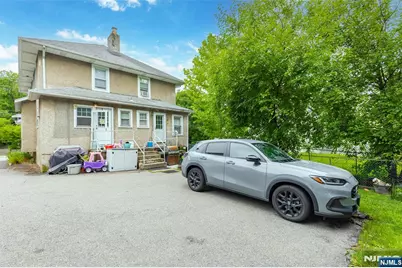 139 Van Avenue, Pompton Lakes, NJ 07442 - Photo 17