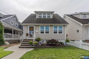 334 Travers Pl, Lyndhurst Township, NJ 07071 - Photo 1