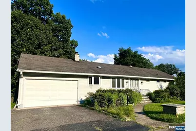 2240 Jones Road, Fort Lee, NJ 07024 - Photo 1