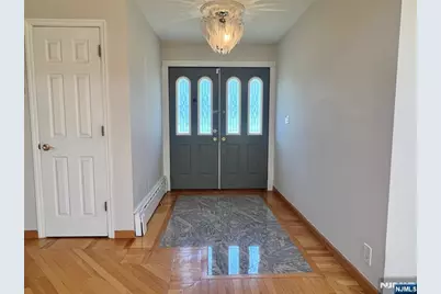 2240 Jones Road, Fort Lee, NJ 07024 - Photo 3