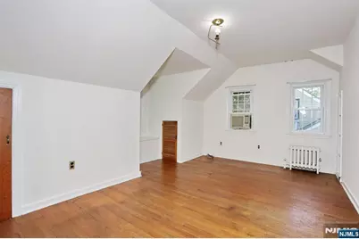 1806 Palisade Avenue, Teaneck Township, NJ 07666 - Photo 13