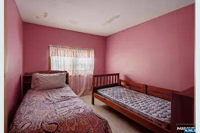 444 Lookout Avenue, Hackensack, NJ 07601 - Photo 15
